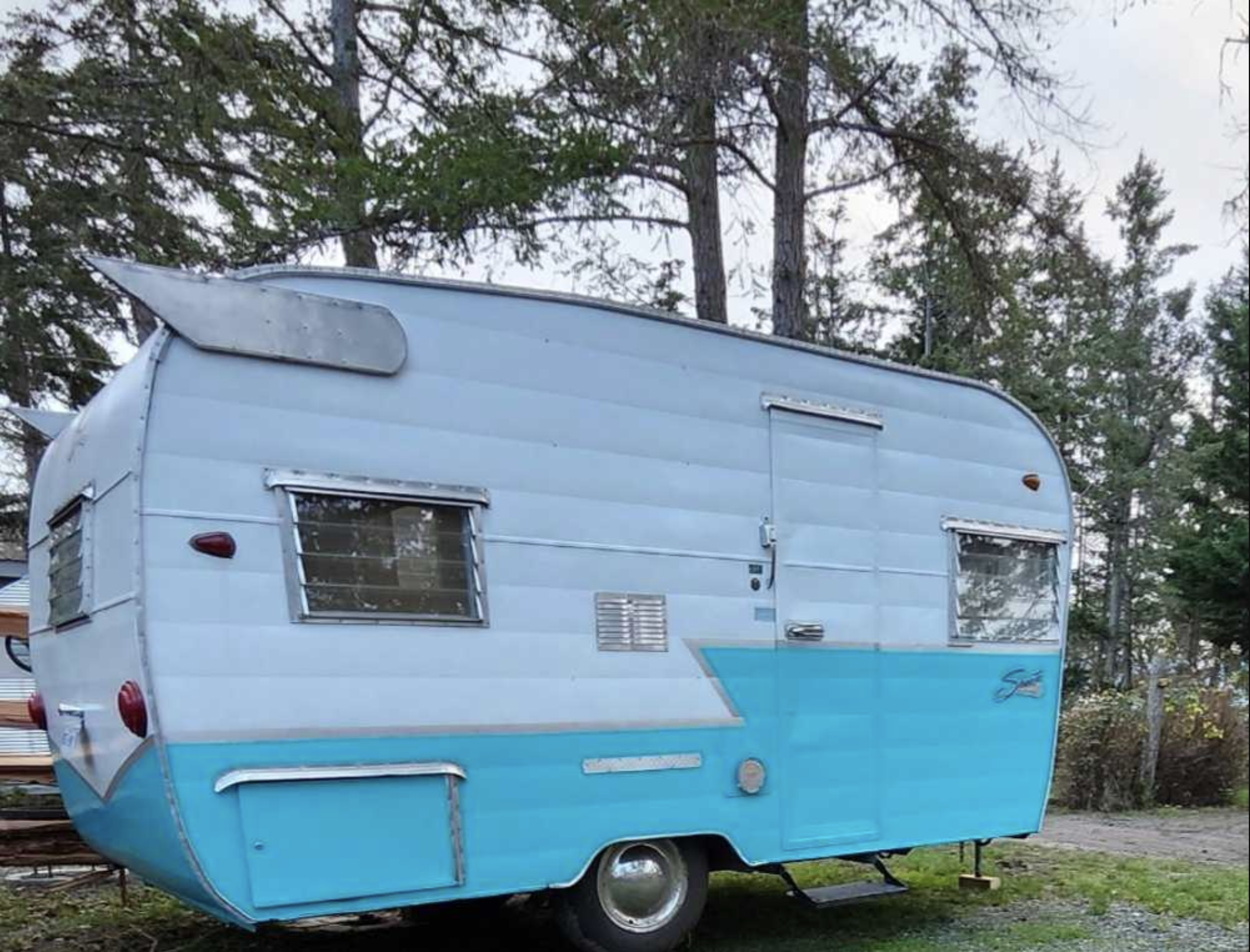 Vintage Trailer – Shasta 1962 – Image 8